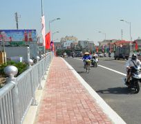 Lan can cầu QHL 07