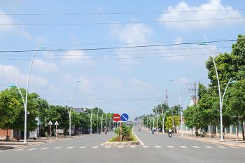 duong-tran-hung-dao-chau-duc-02.jpg