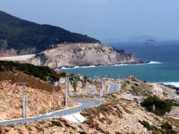 duong-ven-bien-ninh-thuan-04.jpg